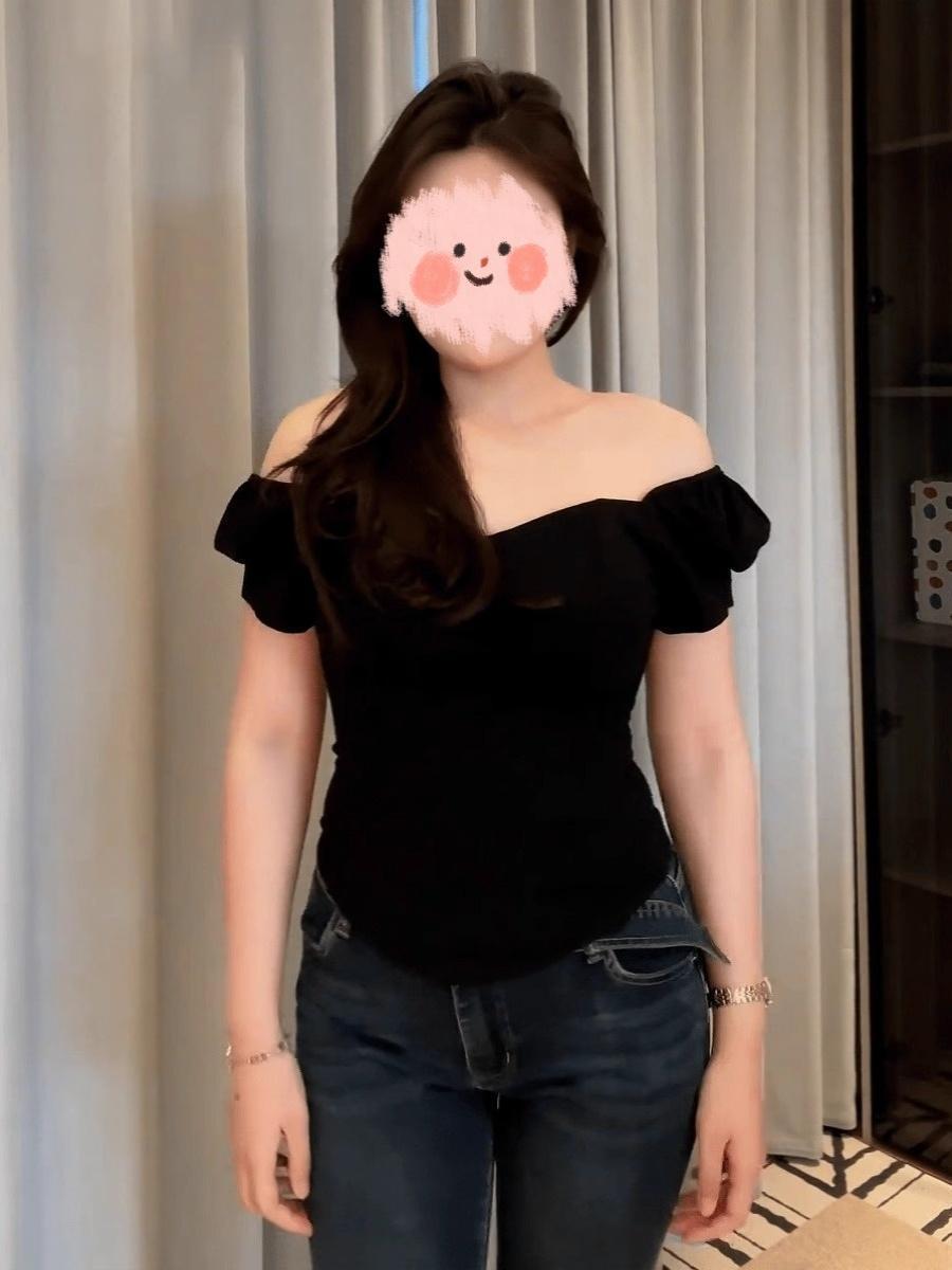 大码胖mm法式辣妹一字肩泡泡袖上衣女夏季设计感修身高级短袖T恤