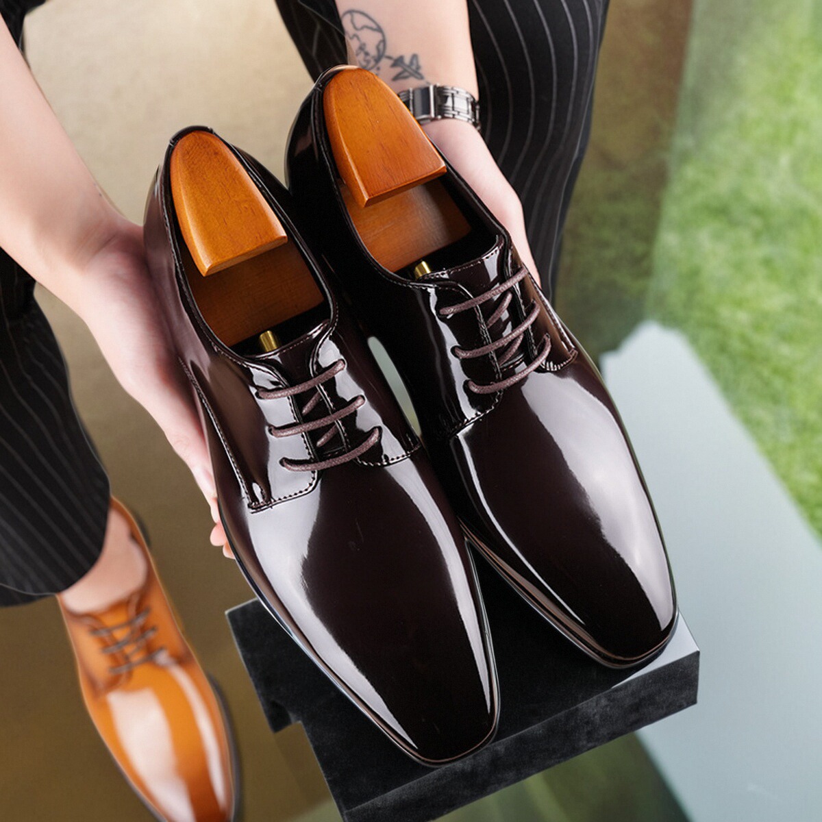 方头商务正装皮鞋大码新郎结婚鞋