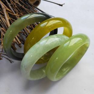 天然正品岫玉手镯淡绿冰透玉镯水墨玉石手镯绿色大口径断裂手镯