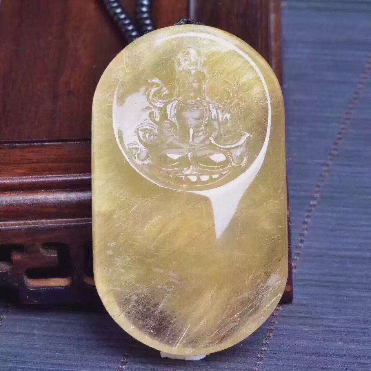 正品原色天然水晶金顺发晶观音菩萨吊坠苏工雕刻项坠猫眼强钛晶