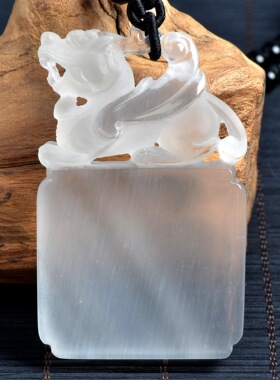 天然水晶貔貅吊坠