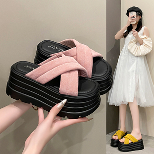 8cm增高厚底拖鞋女2026夏季新款爆款网红休闲外穿百搭绝美凉拖鞋