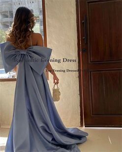 Romantic A Line Evening Dresses White Satin With Detachable