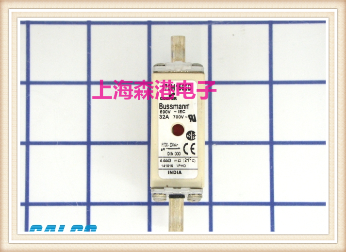 全新熔芯，底座，熔断器170M1562D