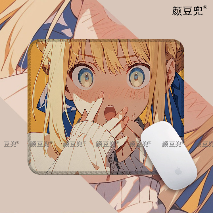 FATE吾王FGO SABER阿尔托莉 大号电竞游戏鼠标垫 小号动漫鼠标垫