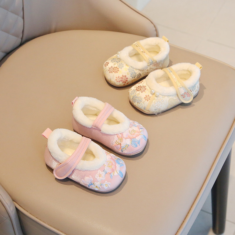 中式国风汉服鞋女童绣花鞋冬鞋老北京布鞋公主鞋周岁鞋抓周生日宴,童鞋/婴儿鞋/亲子鞋,儿童汉服鞋,淘宝优惠券,粉丝福利购,淘宝优惠卷