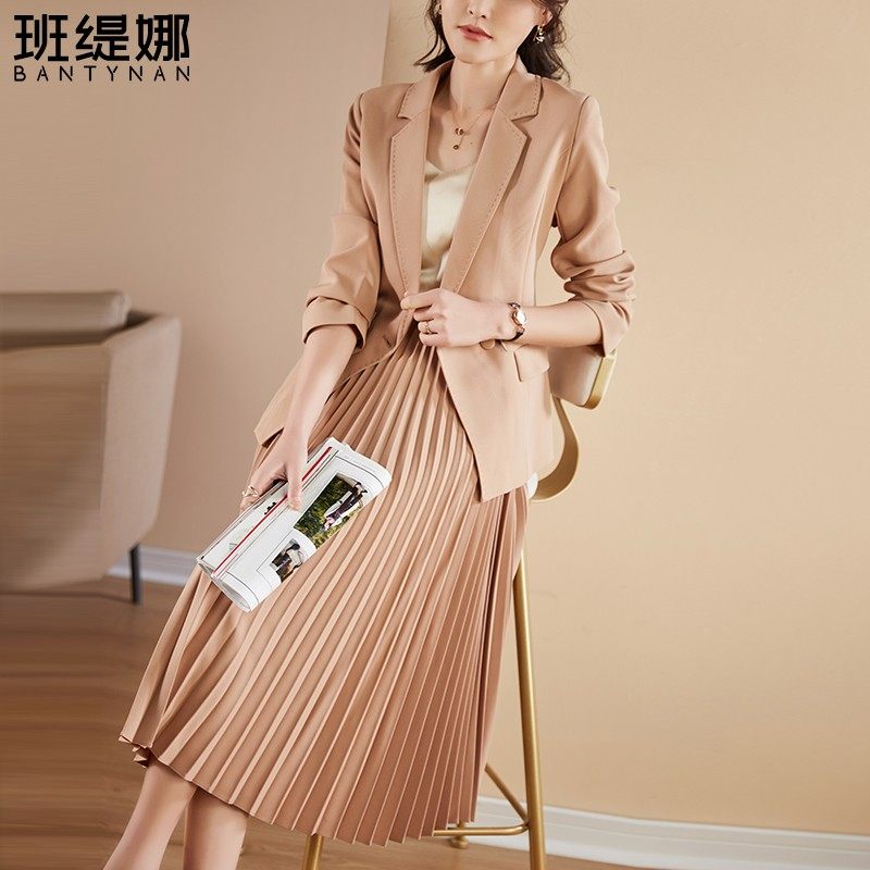 轻熟优雅风西装套装女秋季气质高级感设计感两件套通勤装西装外套,女装/女士精品,时尚套装,淘宝优惠券,粉丝福利购,淘宝优惠卷