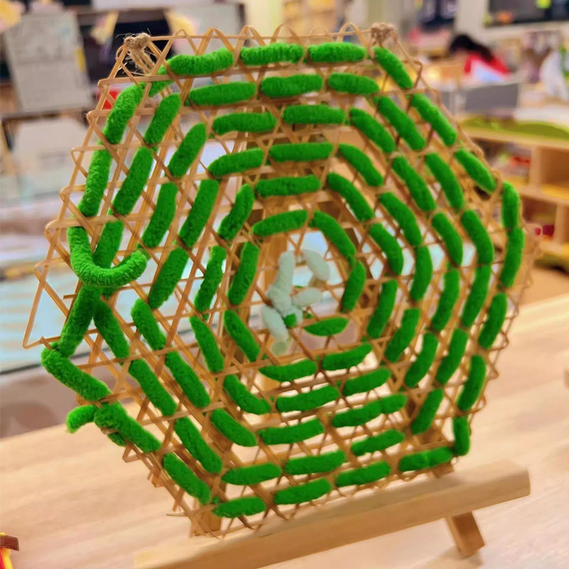 幼儿园手工竹编竹网编织刺绣毛线美工操作区角域主题环创布置材料