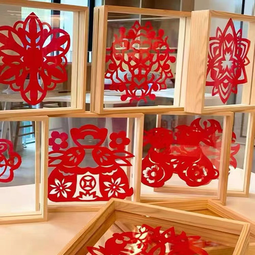 剪纸木框新年儿童手工制作