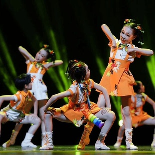 少儿舞蹈快乐的露营日小荷风采表演服幼儿园演出服儿童展演现代舞