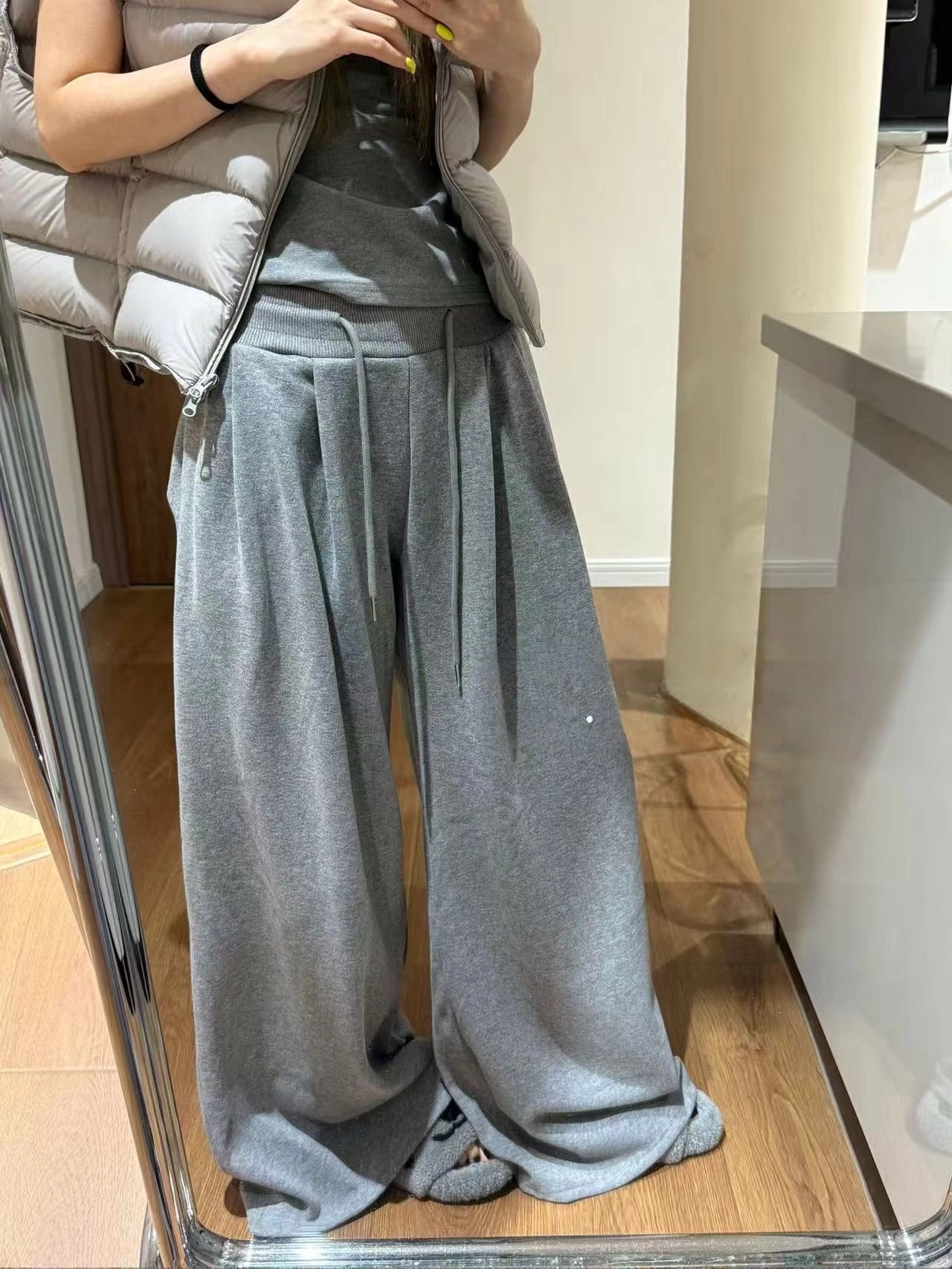 冬季新款加绒加厚卫裤女宽松抽绳束脚休闲运动阔腿裤直筒拖地长裤