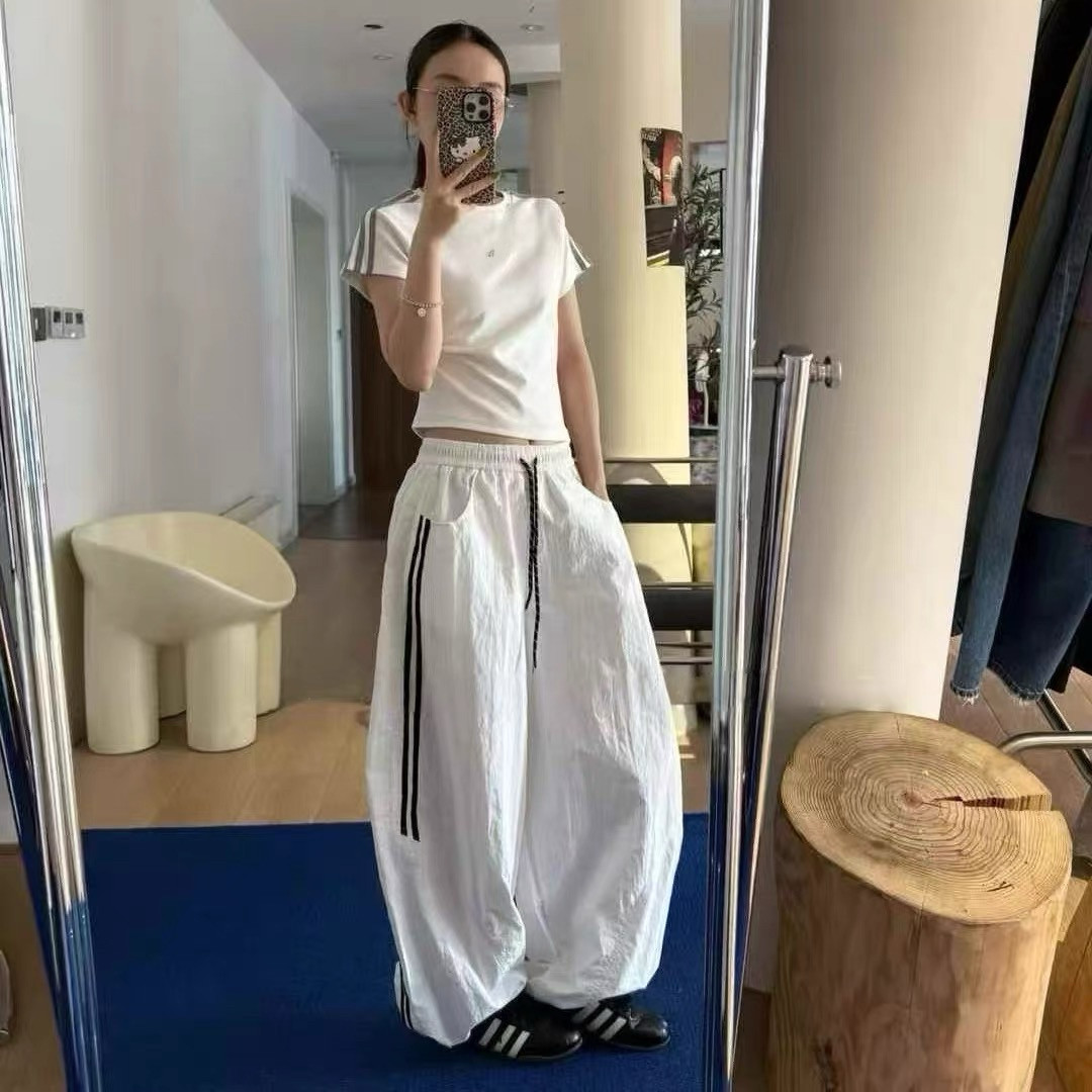 美式休闲运动套装夏刺绣杠条纯棉修身T恤+阔腿速干弯刀裤两件套