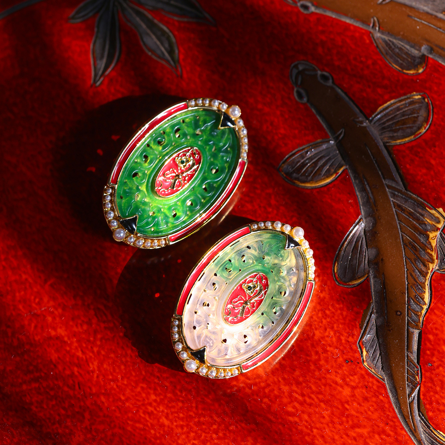 和合大仙人 原创自制 Artdeco复古风如意有福 双色仿翡翠珐琅胸针