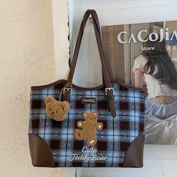 韩版ins卡通可爱小熊单肩包包女小众设计时尚百搭格纹手提托特包