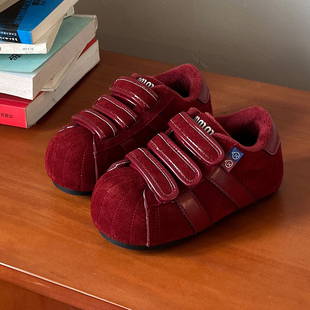 卡皮巴拉大头娃娃丑萌韩版儿童德训鞋冬季加绒二棉鞋男女童运动鞋