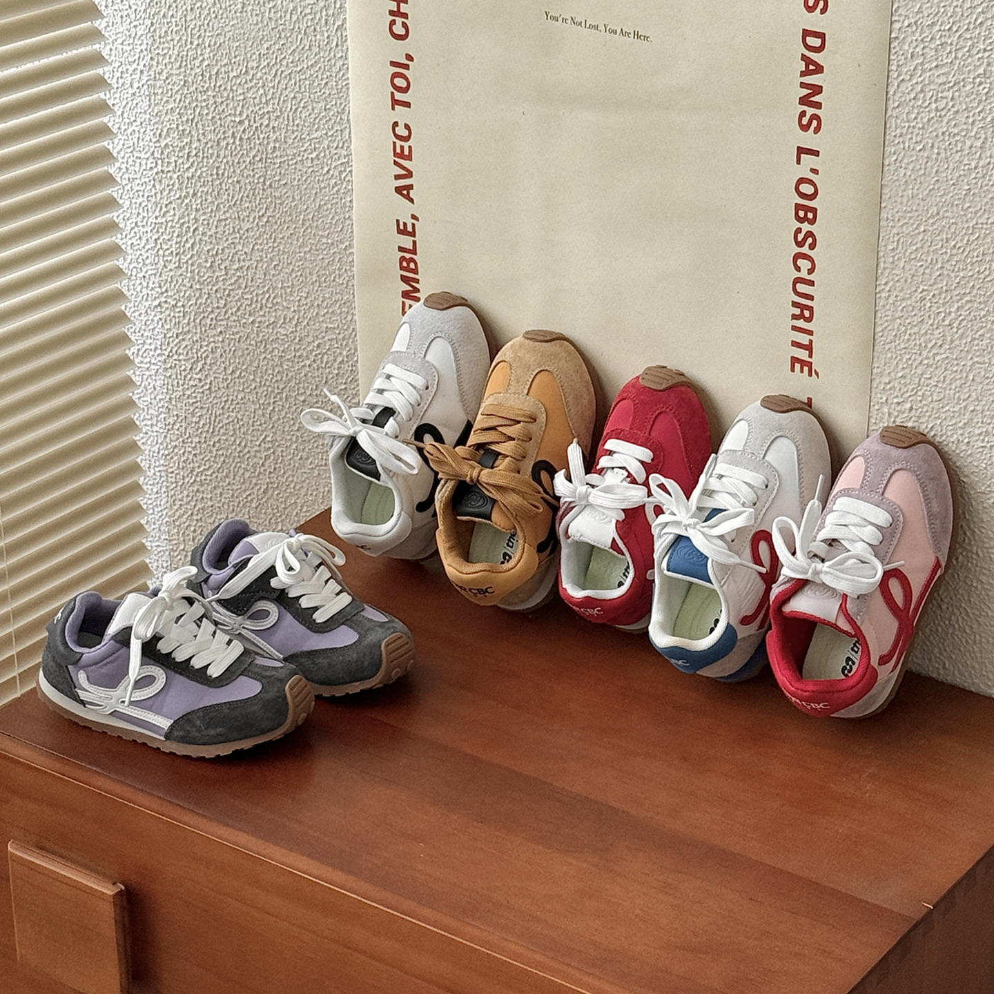 潮牌儿童德训鞋春秋2025新款男女童运动鞋轻便跑步软底宝宝阿甘鞋