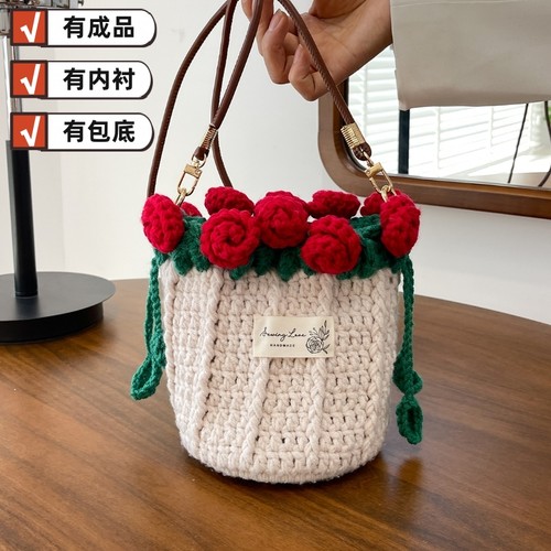 今年超美玫瑰花束手工编织水桶包