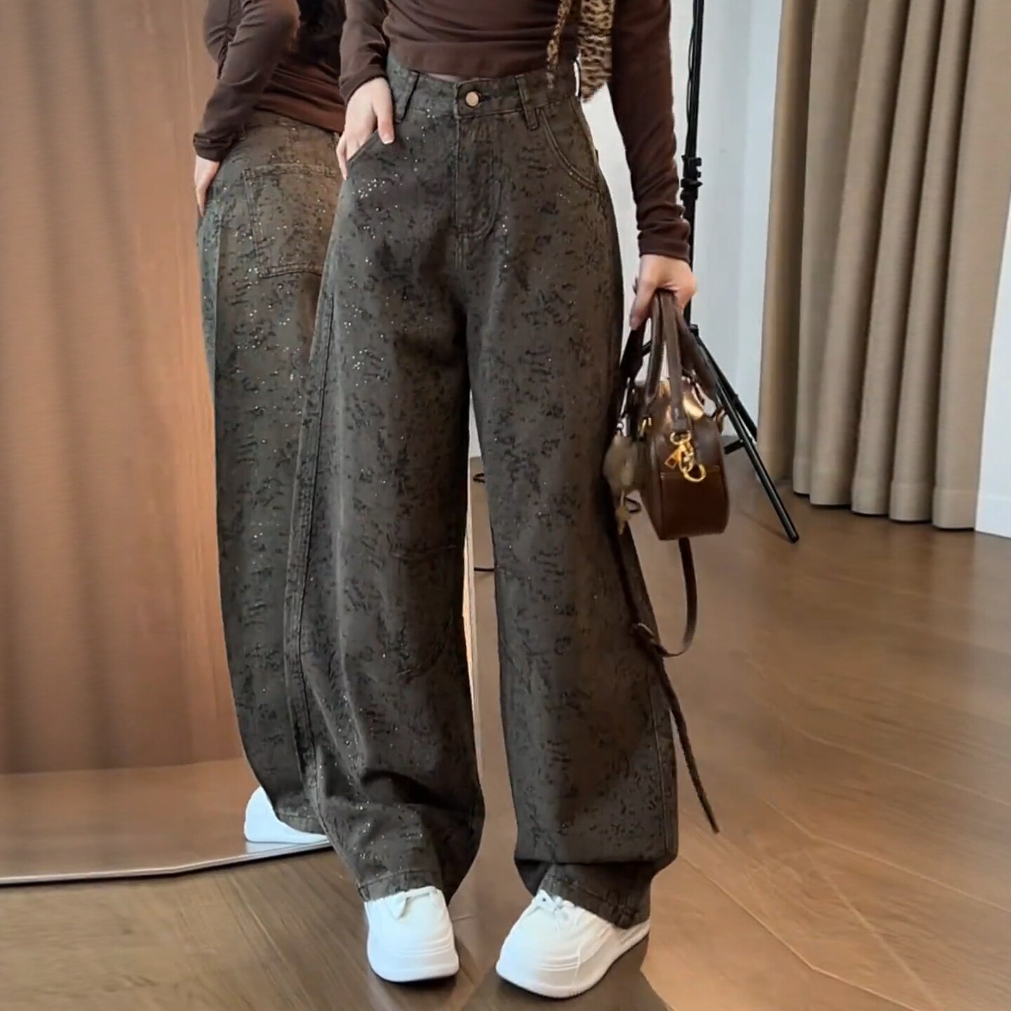 春满天星亮片高腰显瘦阔腿牛仔女