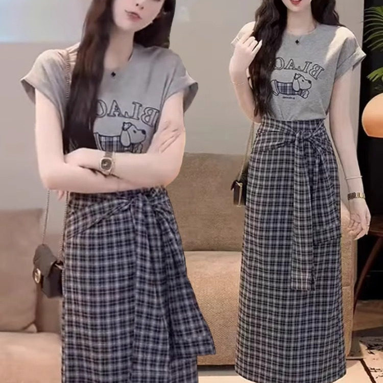 时尚休闲套装裙女2025夏季新款宽松显瘦短袖T恤格子半身裙两件套