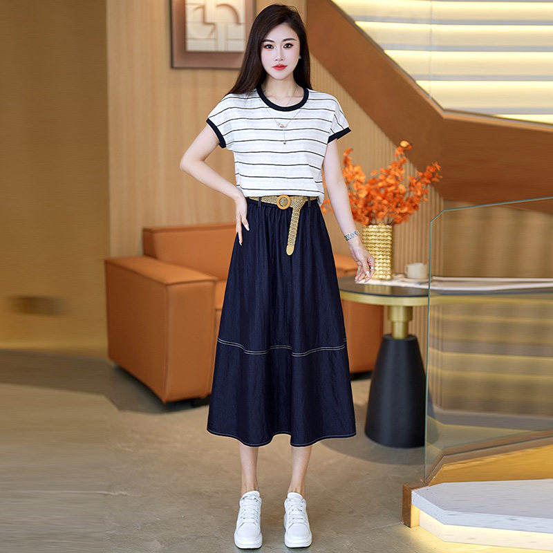 夏季条纹T恤A字裙显瘦两件套女