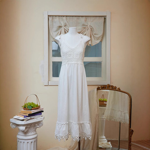 纯白可扎染连衣裙女勾花镂空吊带裙显瘦V领云南旅游穿搭女装扎染