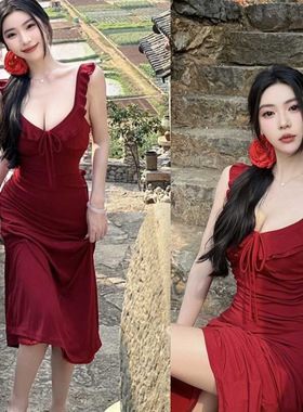 温柔风白色吊带露背连衣裙子女夏季2025新款海边度假气质绝美长裙