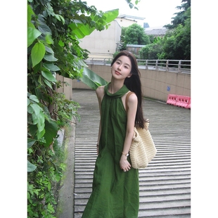 气质收腰慵懒风度假连衣裙森系显白露肩长裙子 挂脖式 2024夏季 法式