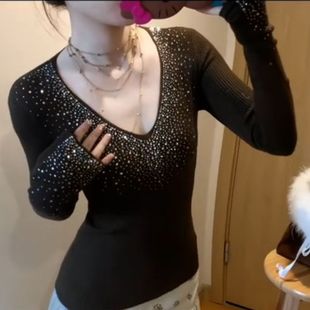 内搭打底衫 绝美高级感修身 上衣 女秋冬法式 重工烫钻V领羊毛针织衫