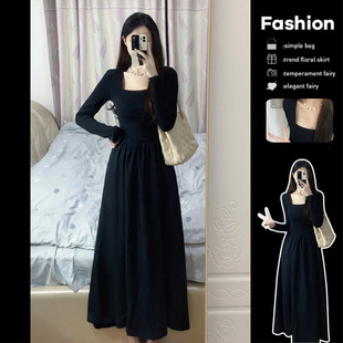 赫本风长裙高级感早秋装 黑色方领长袖 法式 2024新款 连衣裙子女秋季