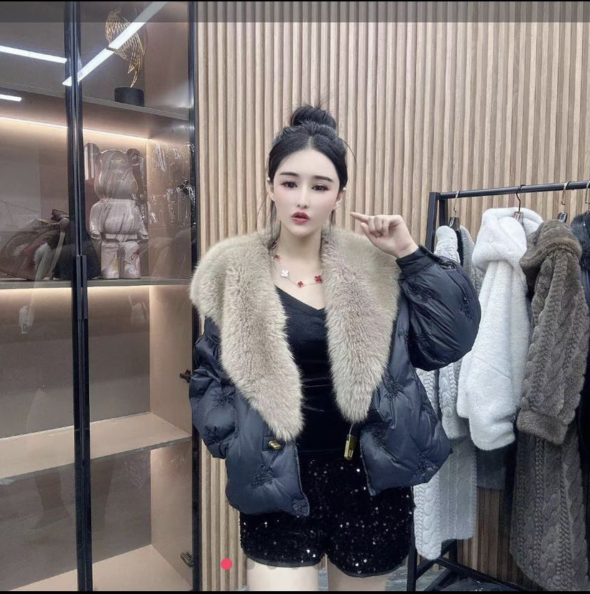 欧货2024秋冬韩版时尚大毛领一字扣短款欧貂女棉服外套刺绣高级厚