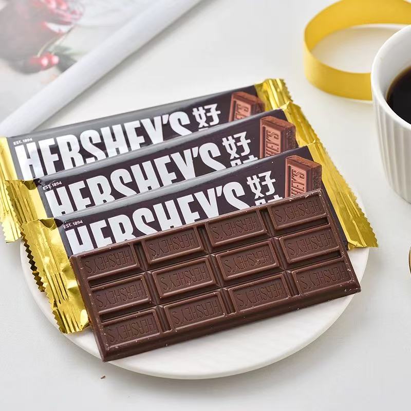 临期特价马来西亚好时牛奶巧克力30g婚庆喜糖伴手礼零食排块糖果