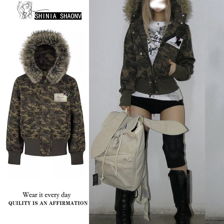 可拆卸毛领迷彩夹克连帽外套女