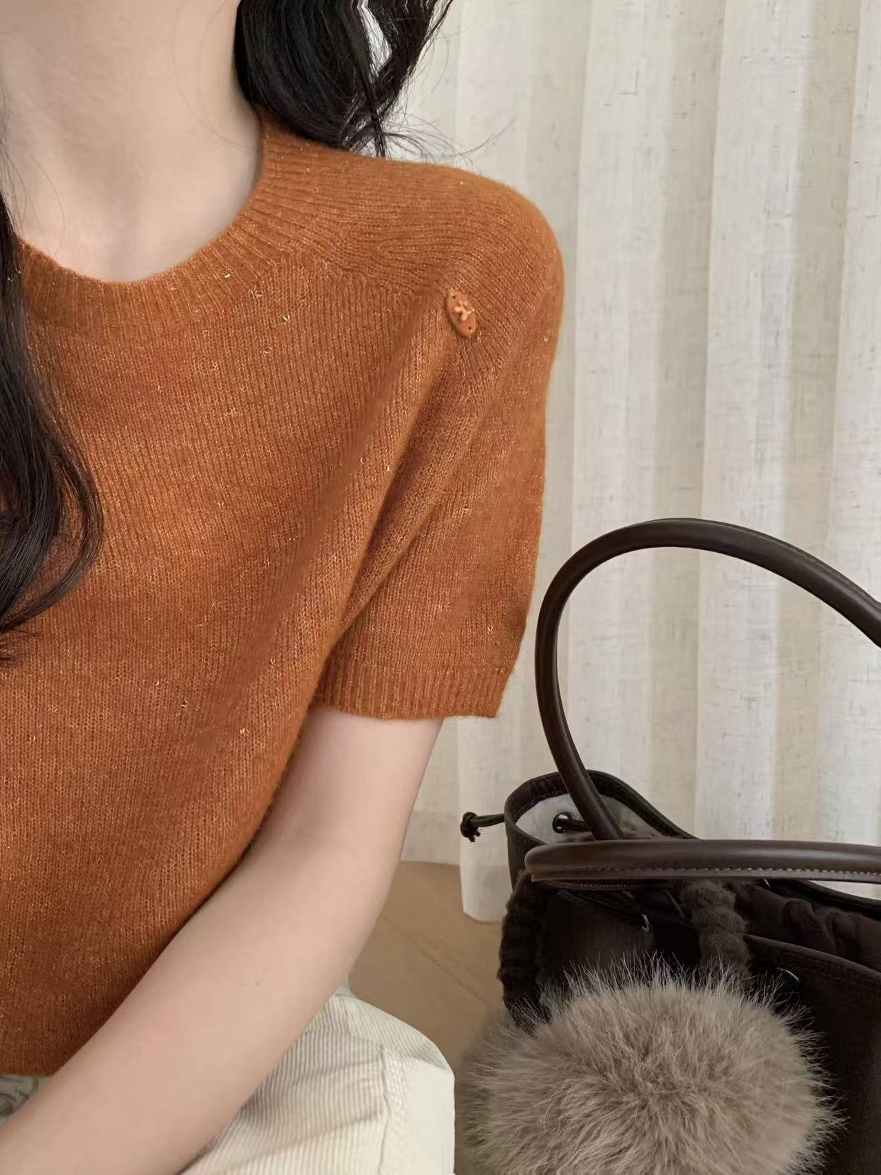 韩系亮丝圆领小标针织衫短袖女早秋新款宽松显瘦软糯洋气百搭6293