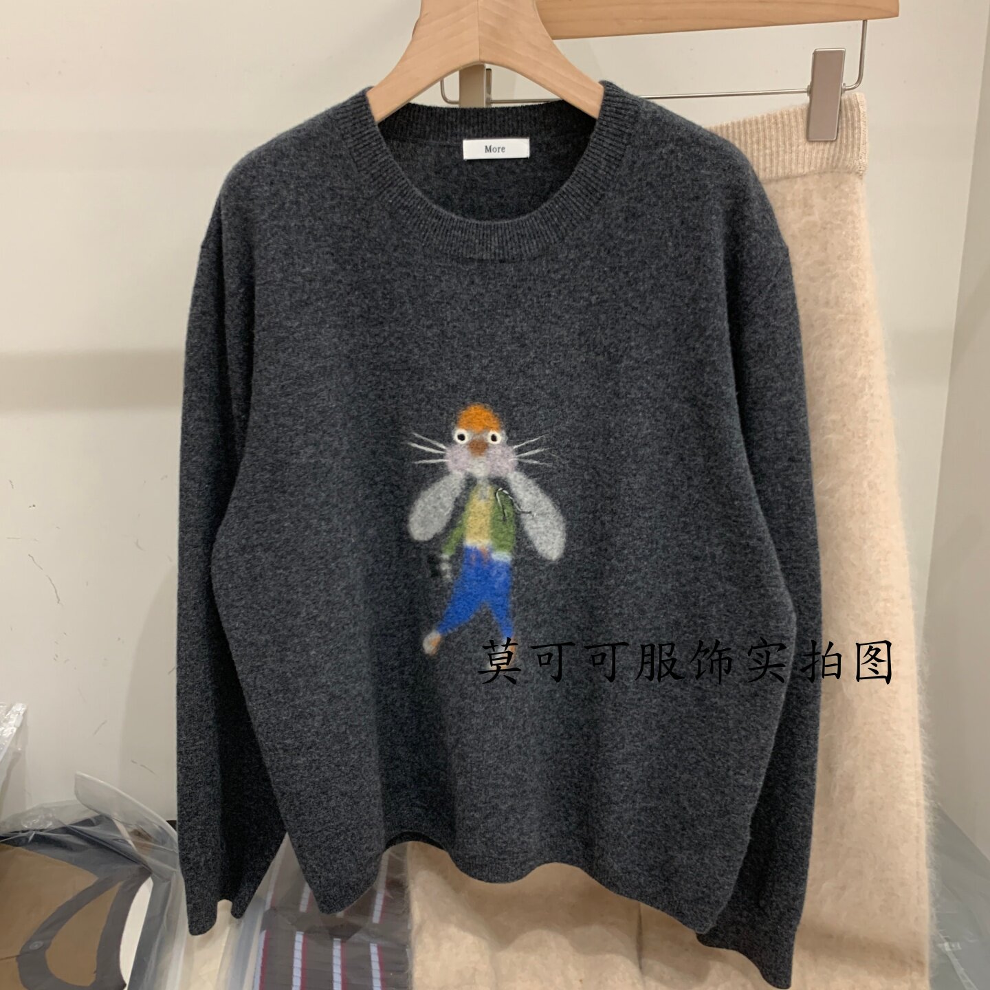 100%羊毛复古兔子女款针织衫