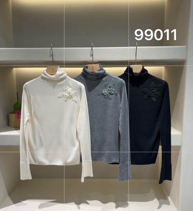 韩系新款立体花朵高领针织衫女软糯洋气百搭套头毛衣打底衫M99011