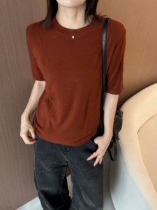圆领小标中袖T恤女早秋新款宽松显瘦洋气百搭上衣打底衫M32693