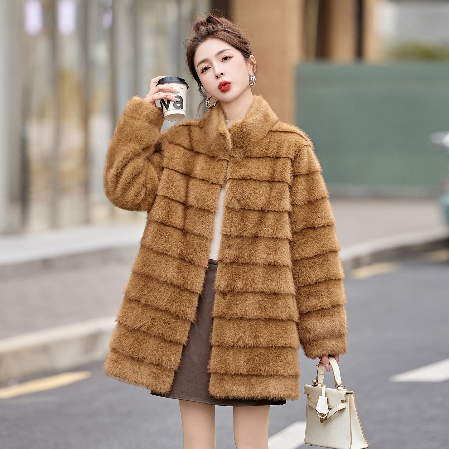 2025秋冬季新款女装气质时尚立领长款皮毛一体保暖毛毛外套NS9788