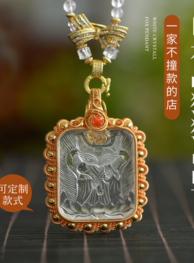 鲍氏水晶九尾狐吊坠狐狸