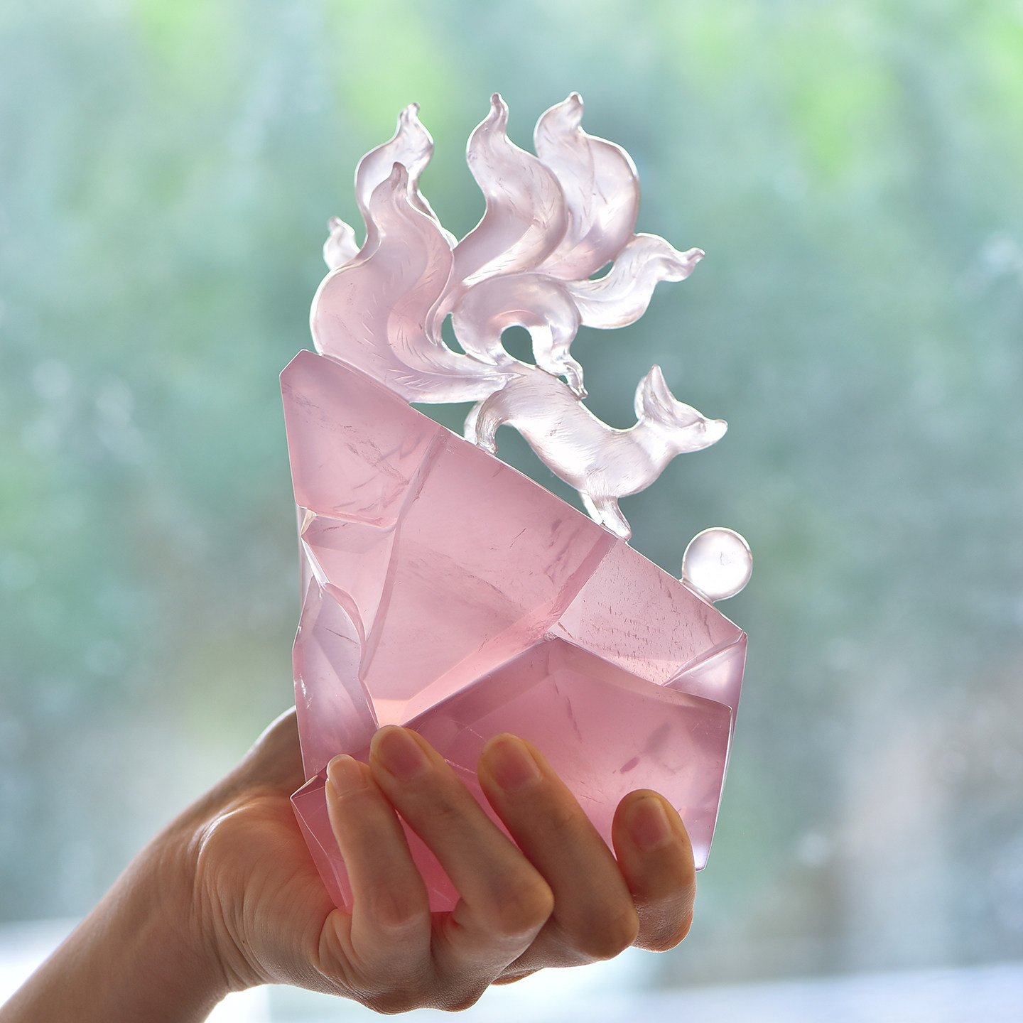 天然晶体粉水晶九尾狐摆件