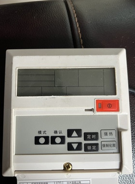 生能热泵显示屏LC102，30300300200004，HIEN22050108