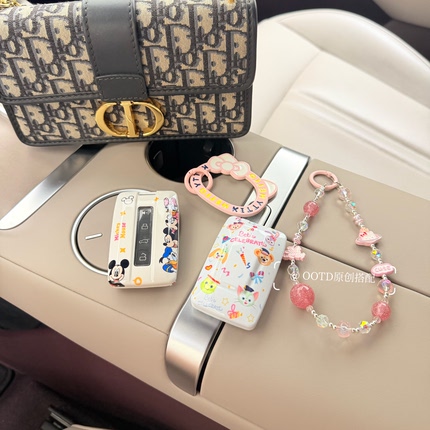 适用新坦克300钥匙套400Hi4-Z/500Hi4-T/700汽车女包壳扣米奇可爱