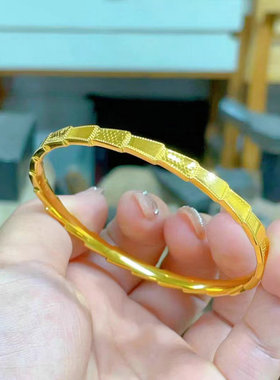 金色碎碎冰龙鳞爆闪蛇形手镯女久不掉色越南沙金贪吃蛇手镯送女友