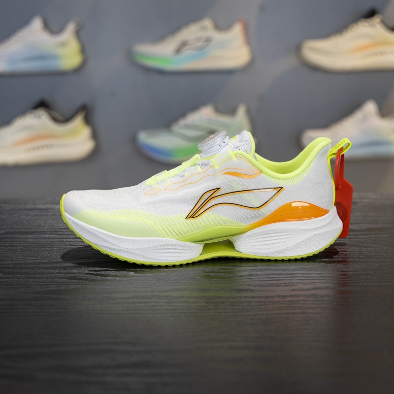 李宁夏季减震回弹童跑步鞋