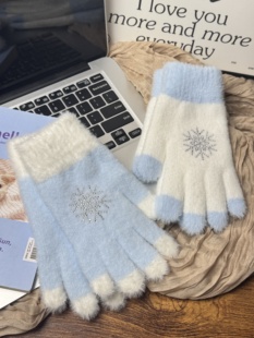 北海道下雪啦！闪钻雪花仿水貂保暖雪花手套2025新款少女心防寒潮