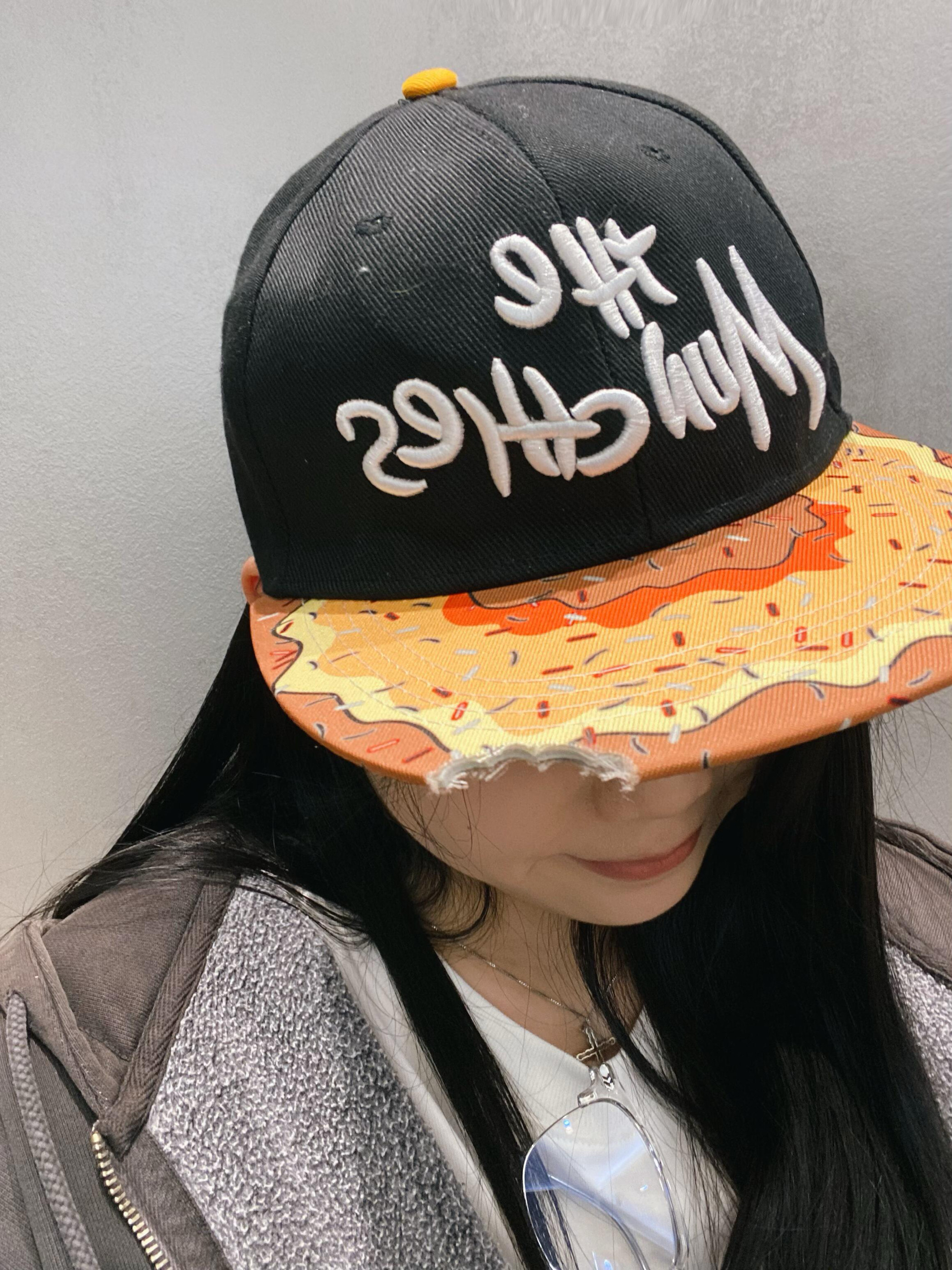 美式街头嘻哈街舞棒球帽子女2025新款帅气咬一口甜甜圈鸭舌帽男潮