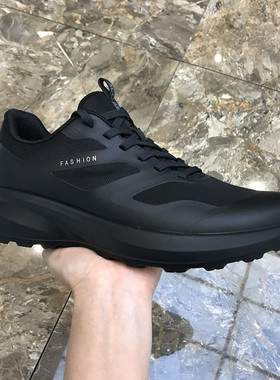 2026新款男士户外休闲鞋黑色透气轻便百搭运动鞋软底舒适健步鞋潮
