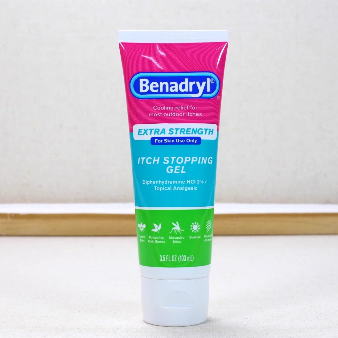 美国Benadryl苯海拉明加强止痒膏凝胶蚊虫叮咬儿童宝宝烫晒伤膏