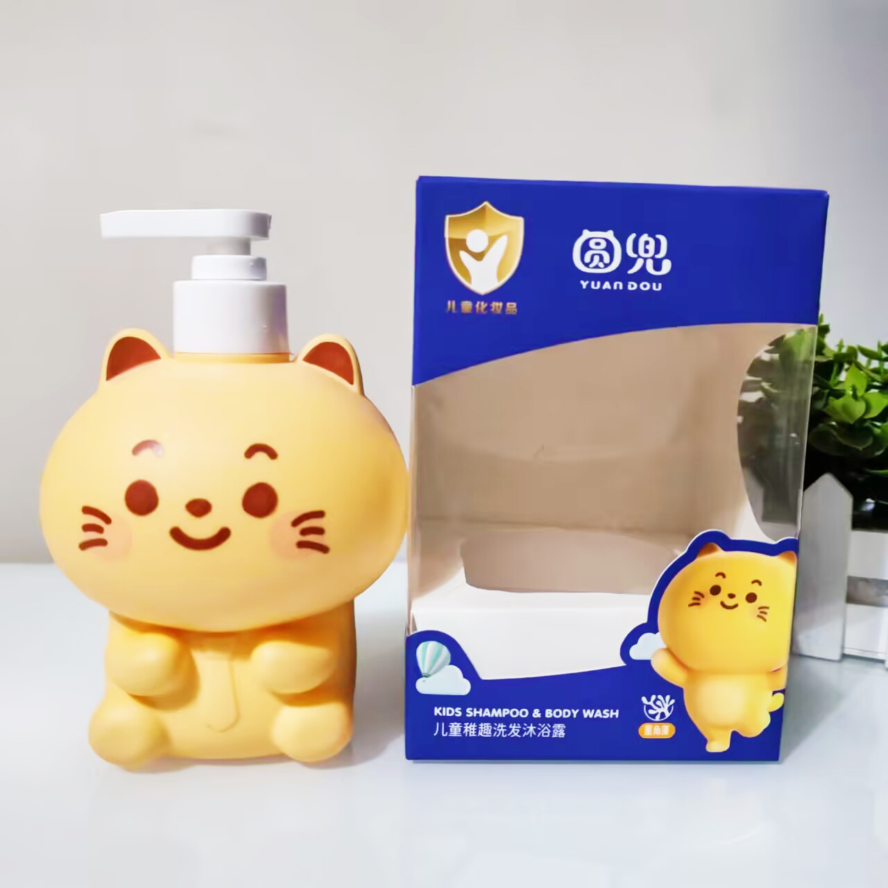 加菲猫圆兜儿童稚趣洗发沐浴露500g二合一墨角藻柔和洁净一瓶多用