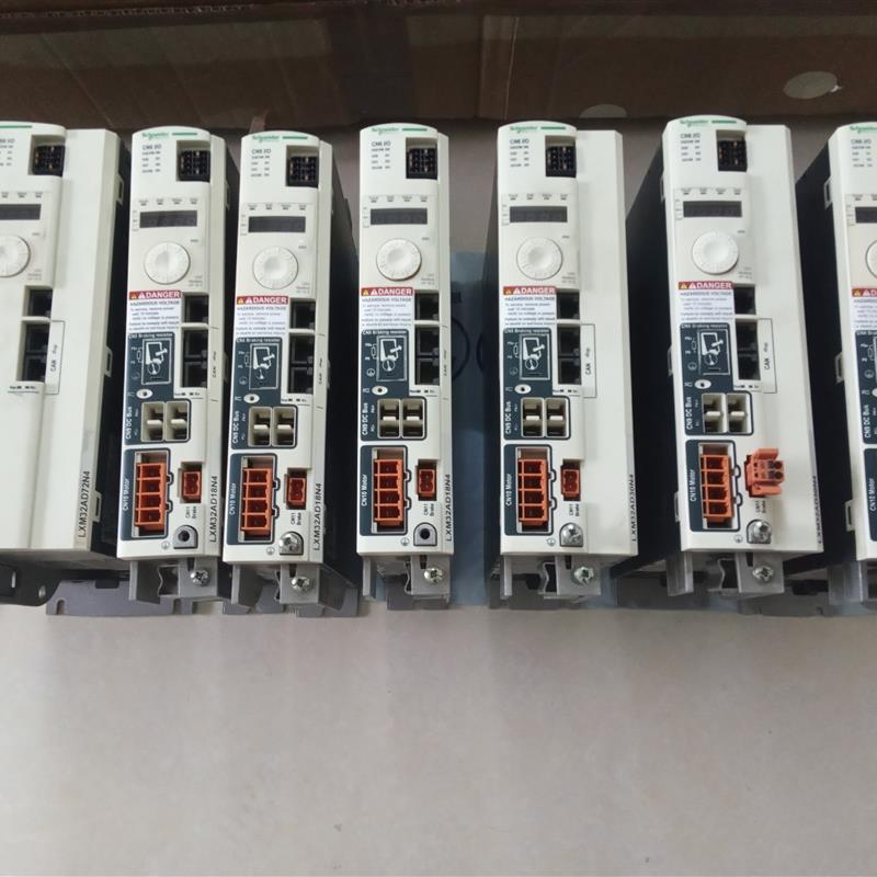 议价施耐德 伺服驱动器LXM32AD72N4 LXM32AD30N4 LXM32AD18N4现货