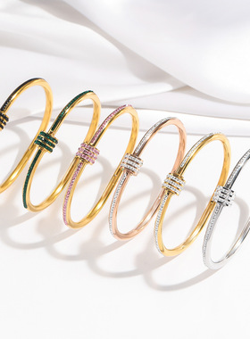 达令 钛钢不掉色罗马数字手镯 ins高级感闪钻小蛮腰手链 女士手环